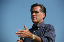 mittromney02.jpg